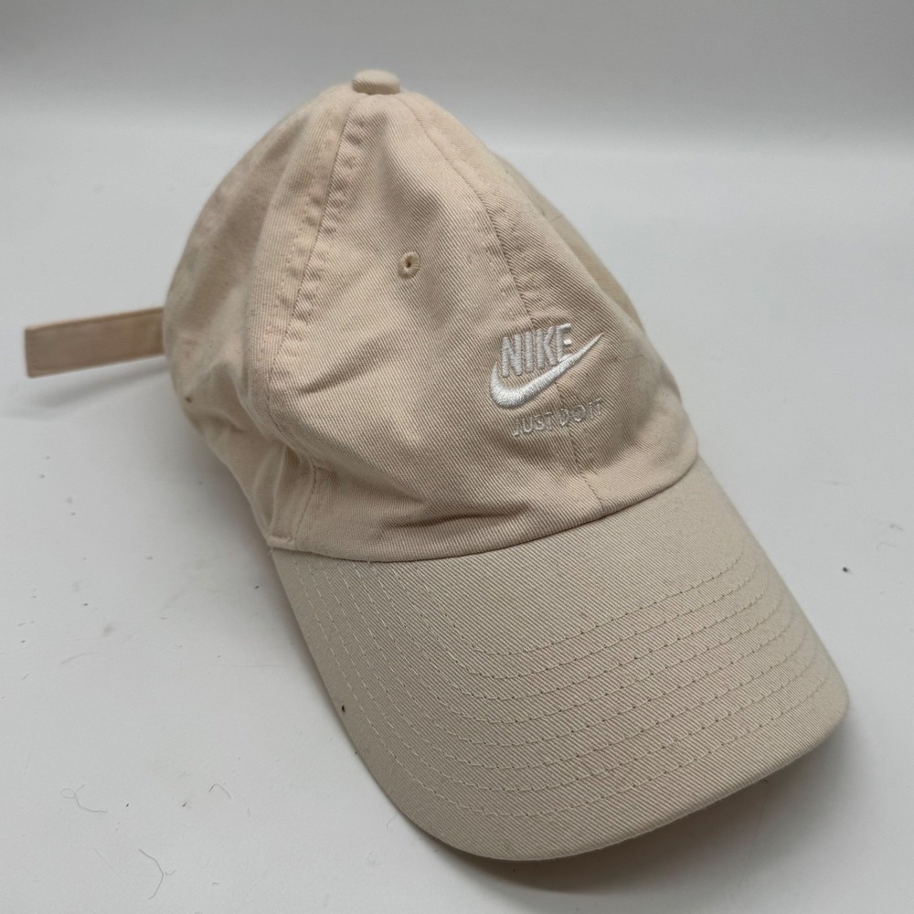 Nike Heritage86 Just Do It Adjustable Hat Beige Tan Cotton Twill Baseball Cap